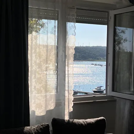 Apartman Eufemija *